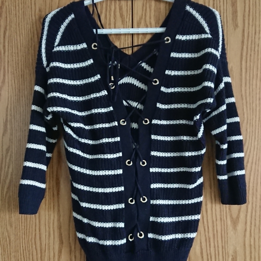 Sweater - Picture 2 of 2